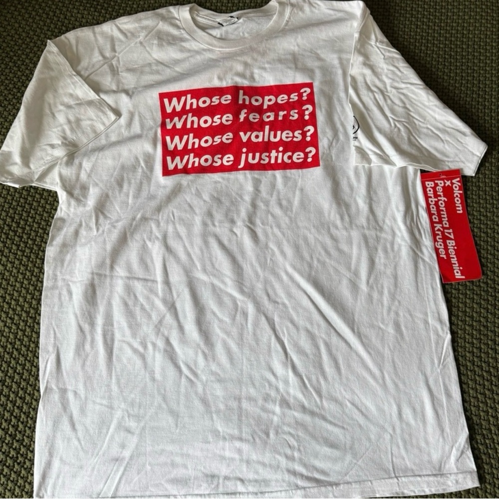 Volcom x Barbara Kruger Whose Hopes Graphic Tee XL White NWOT Performa17 Collab